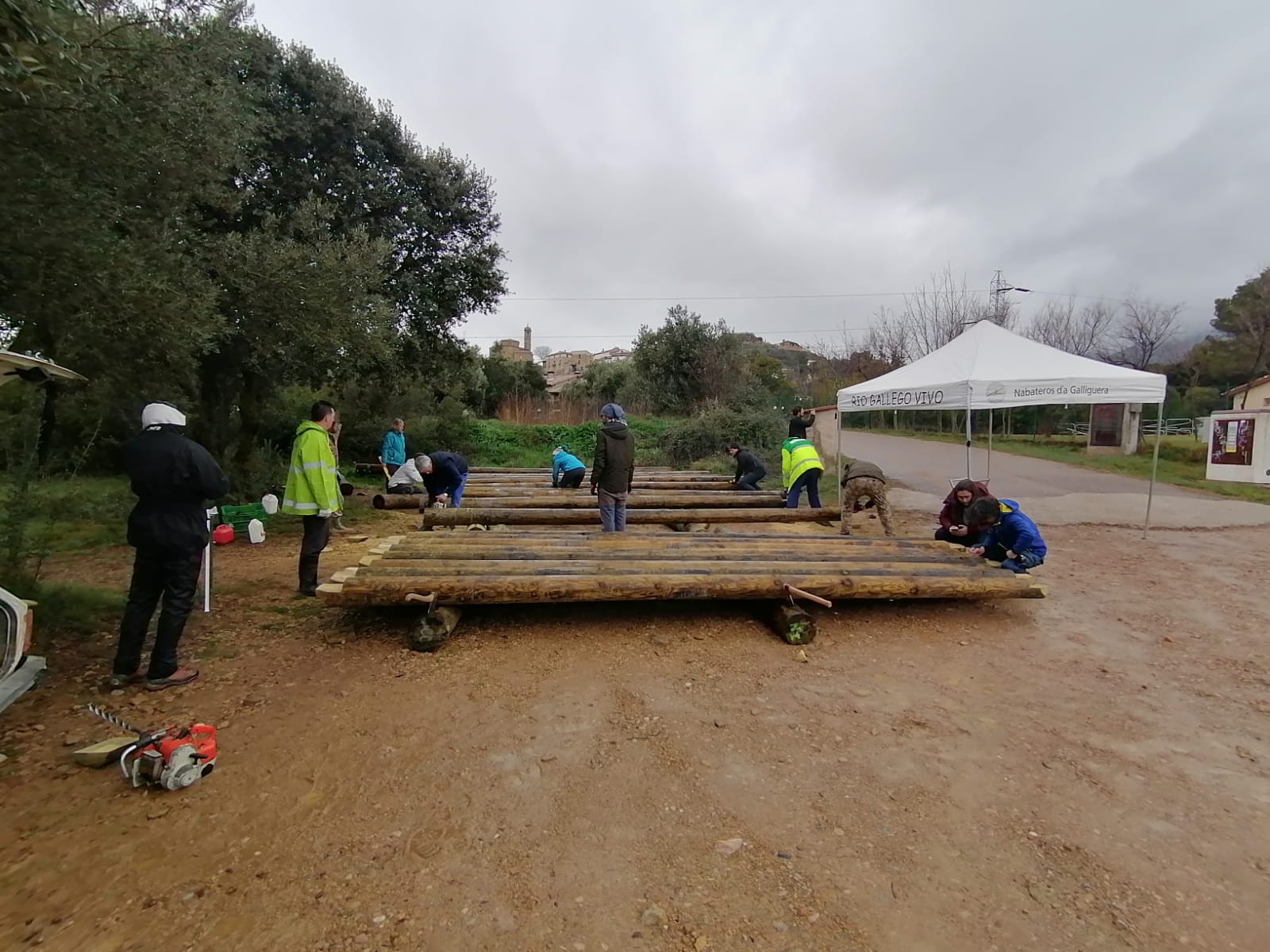 Trabajando en la construcción de las nabatas