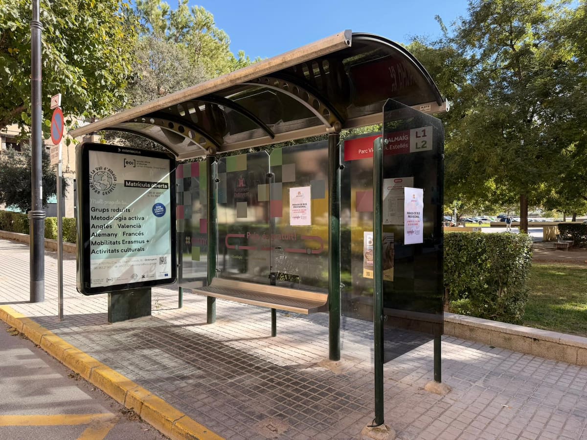 Ontinyent renovará marquesinas y sistemas digitales del transporte urbano