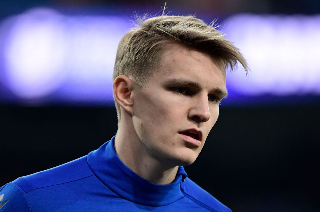 Martin Odegaard, calentando antes de un partido de la Real Sociedad