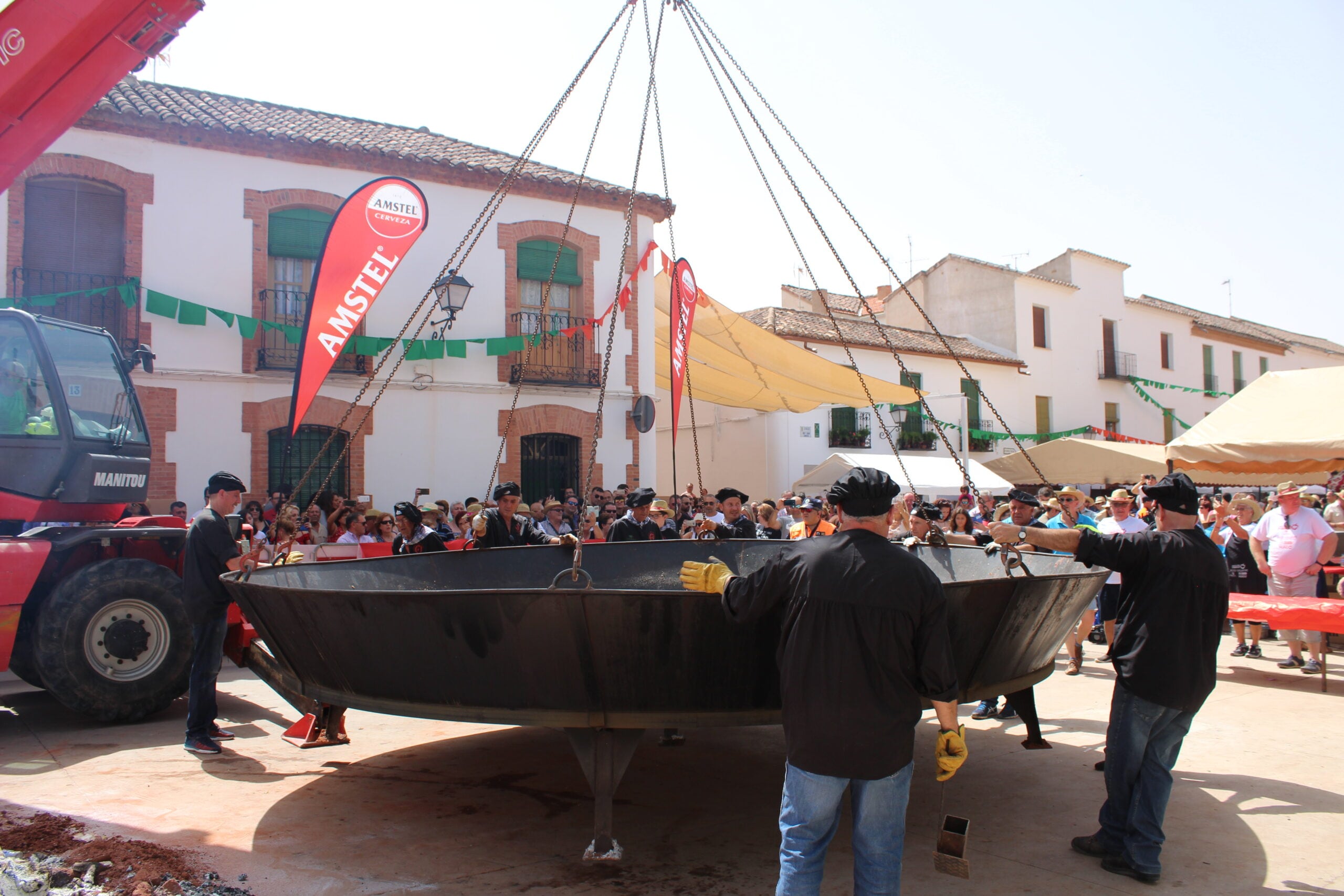 Récord Guinness al Pisto Manchego más grande del mundo / Ayuntamiento de Villanueva de los Infantes