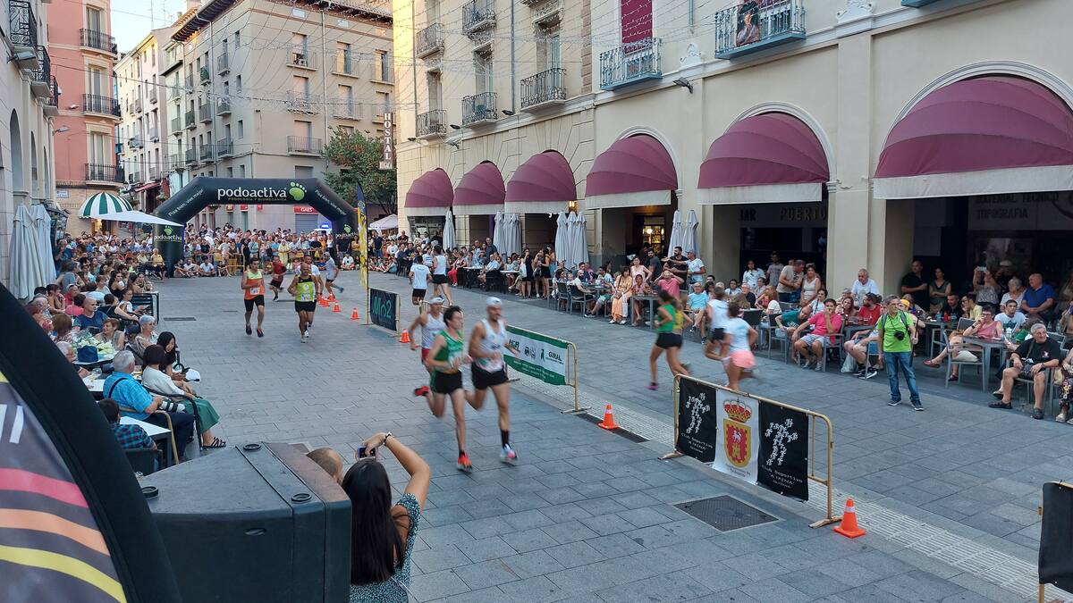 La Carrera Pedestre Memorial Antonio Gutiérrez toma el centro para despedir el prelaurentis