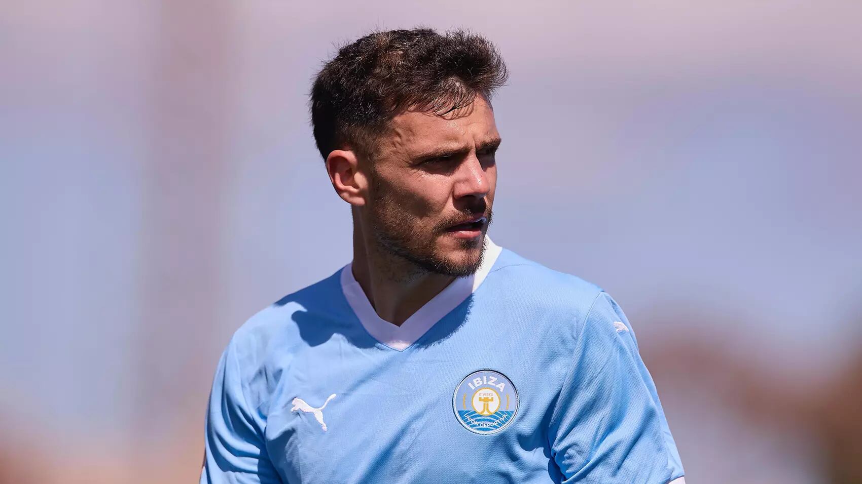 Alex Gallar sigue en la UD Ibiza