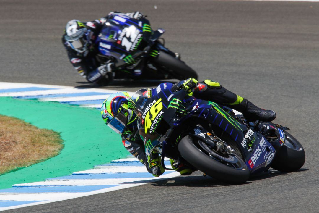 Valentino Rossi durante la carrera en Jerez