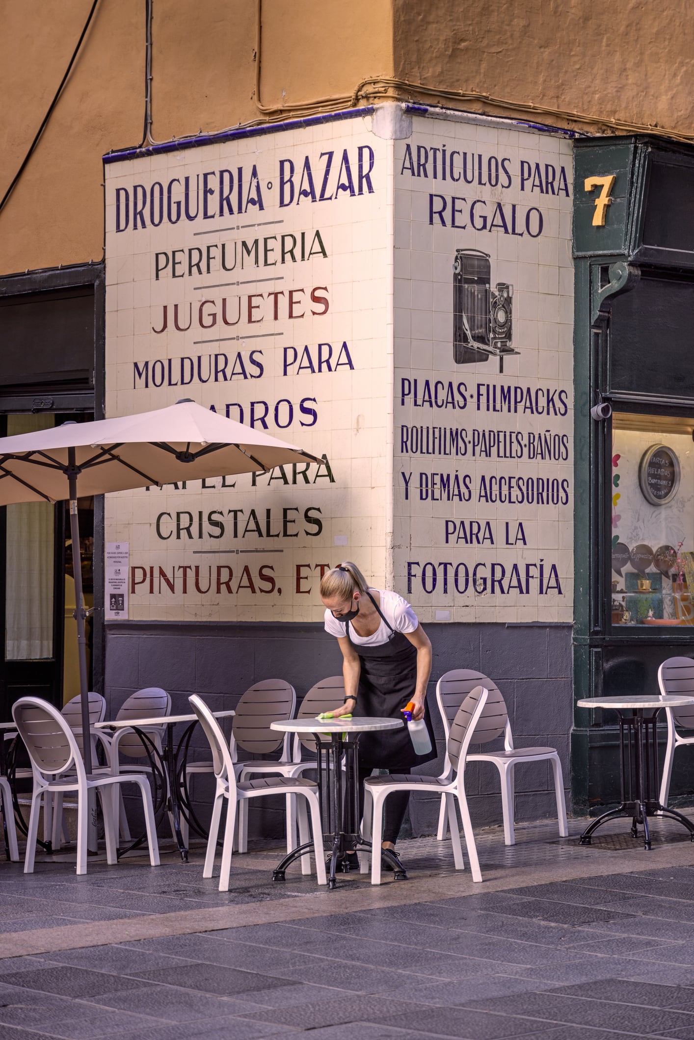 Canarias emplea a más de 192.000 trabajadores del sector de la hostelería, el 10,7% del total nacional