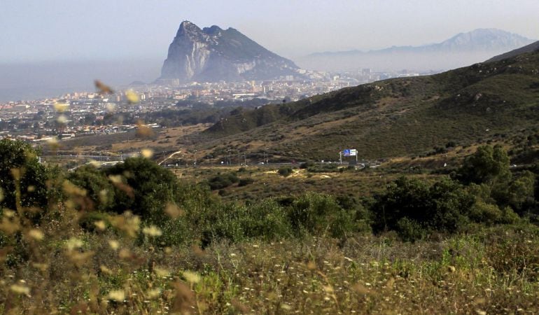 El Peñón de Gibraltar, visto desde la Línea de la Concepción (Cádiz).