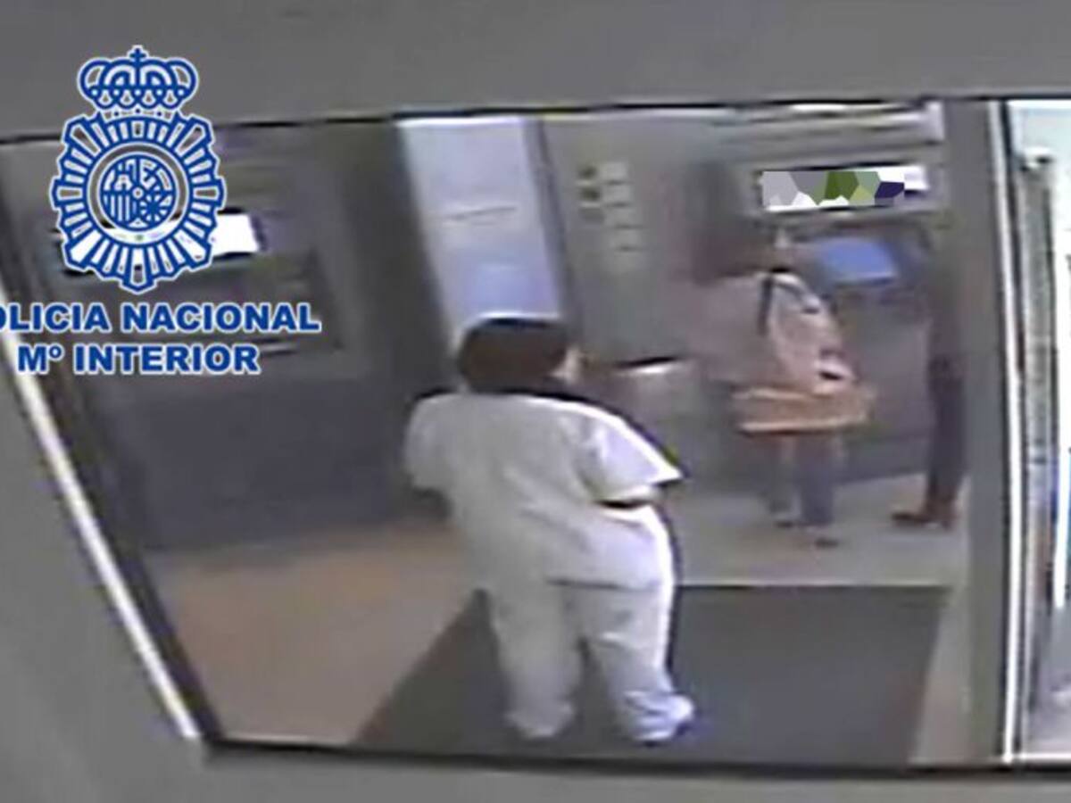 Detenida por defraudar dieciséis mil euros a la anciana a la que debía cuidar