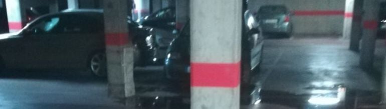 Imagen de las goteras en los garajes de las 148 viviendas de la calle Yedra (Toledo)