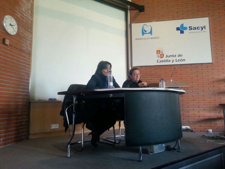 Carmen Ámez interviene en el hospital