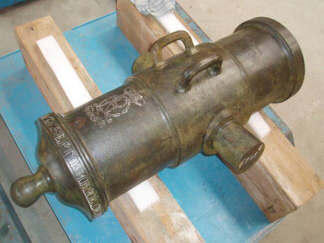 Pieza terminada durante el control final del tratamiento, extraída de Zambrano (2013, pp. 1194, fig. 5)..jpg