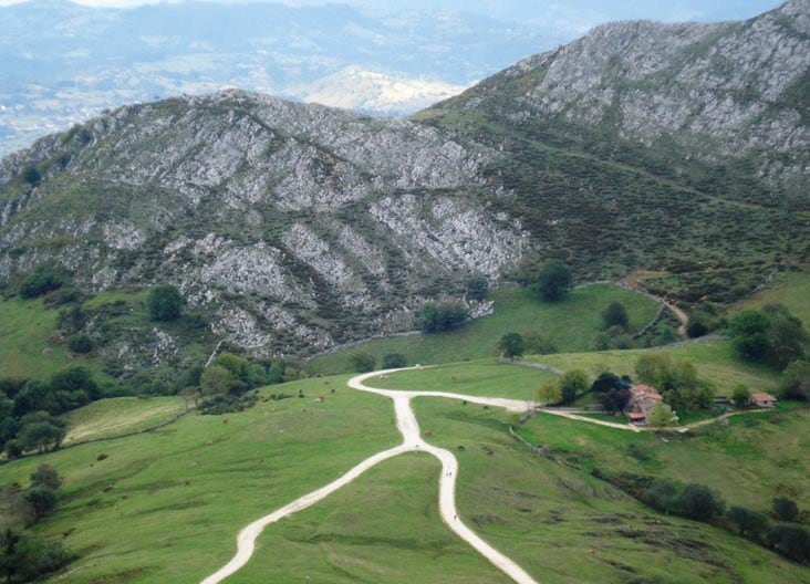 Les Praeres en el entorno de Peñamayor