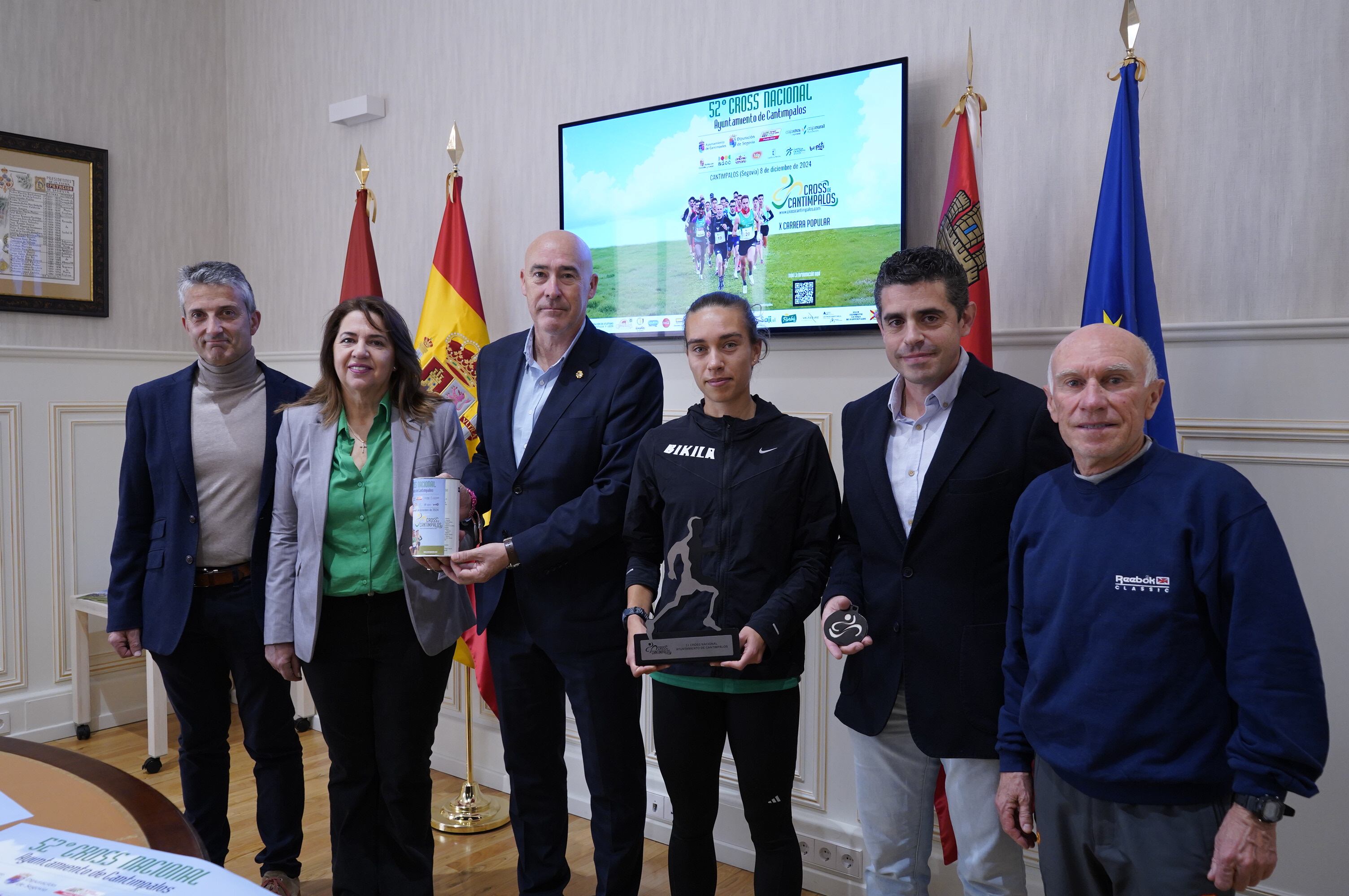 Imágenes de la presentación del Cross de Cantimpalos.