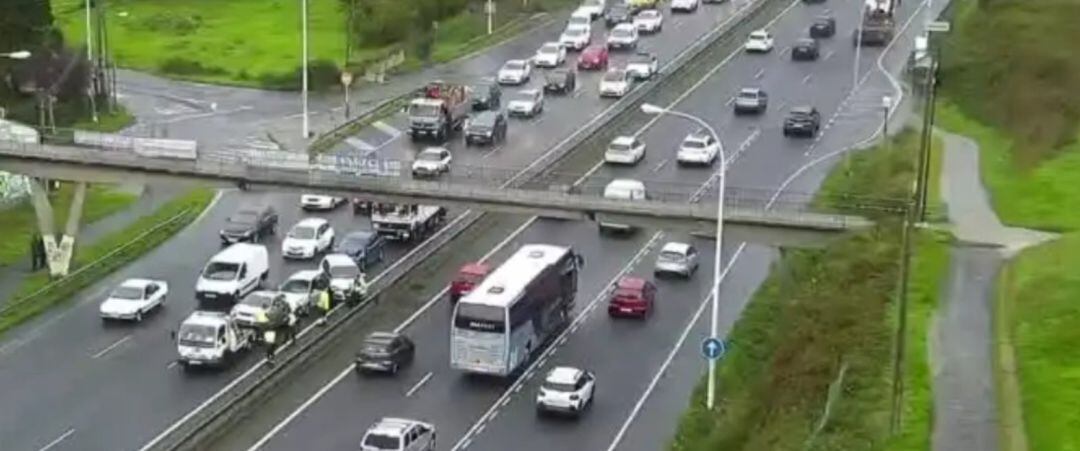 Coches accidentados en Alfonso Molina