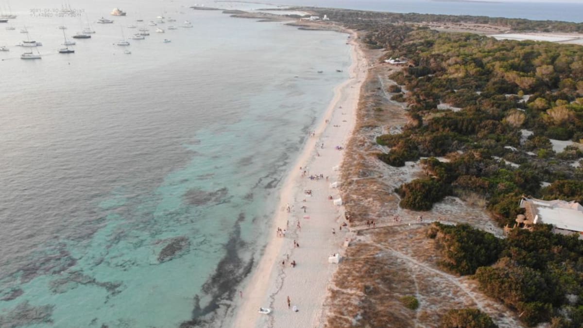 "Formentera no es un destino caro", según los hoteleros de la isla