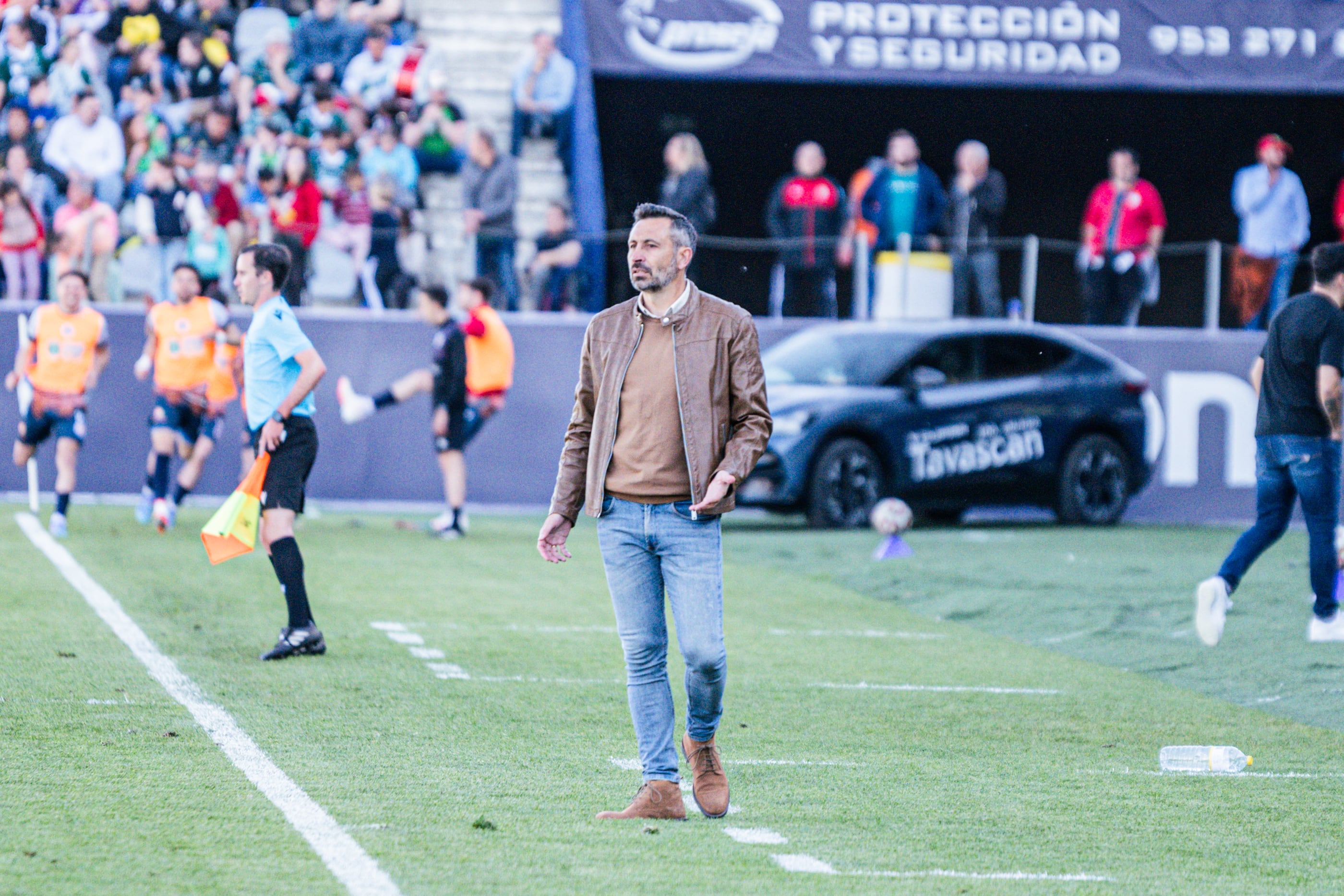 Manolo Herrero, entrenador del Real Jaén, en el encuentro ante la UDC Torredonjimeno.