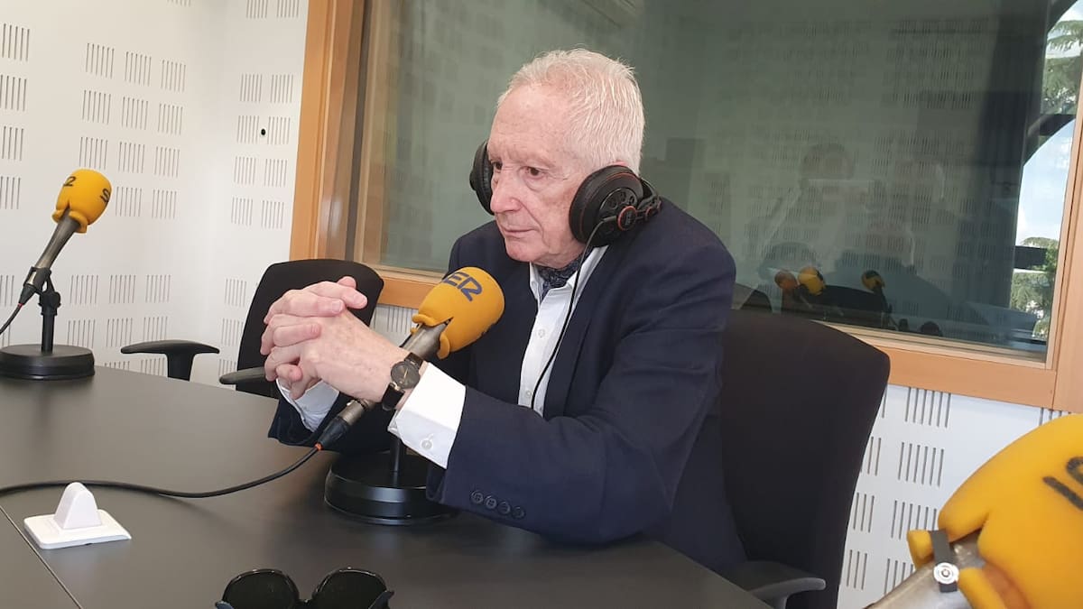 Entrevistamos a Carlos Toro, letrista de Resistiré del Dúo Dinámico o la canción de ‘Oliver y Benji’