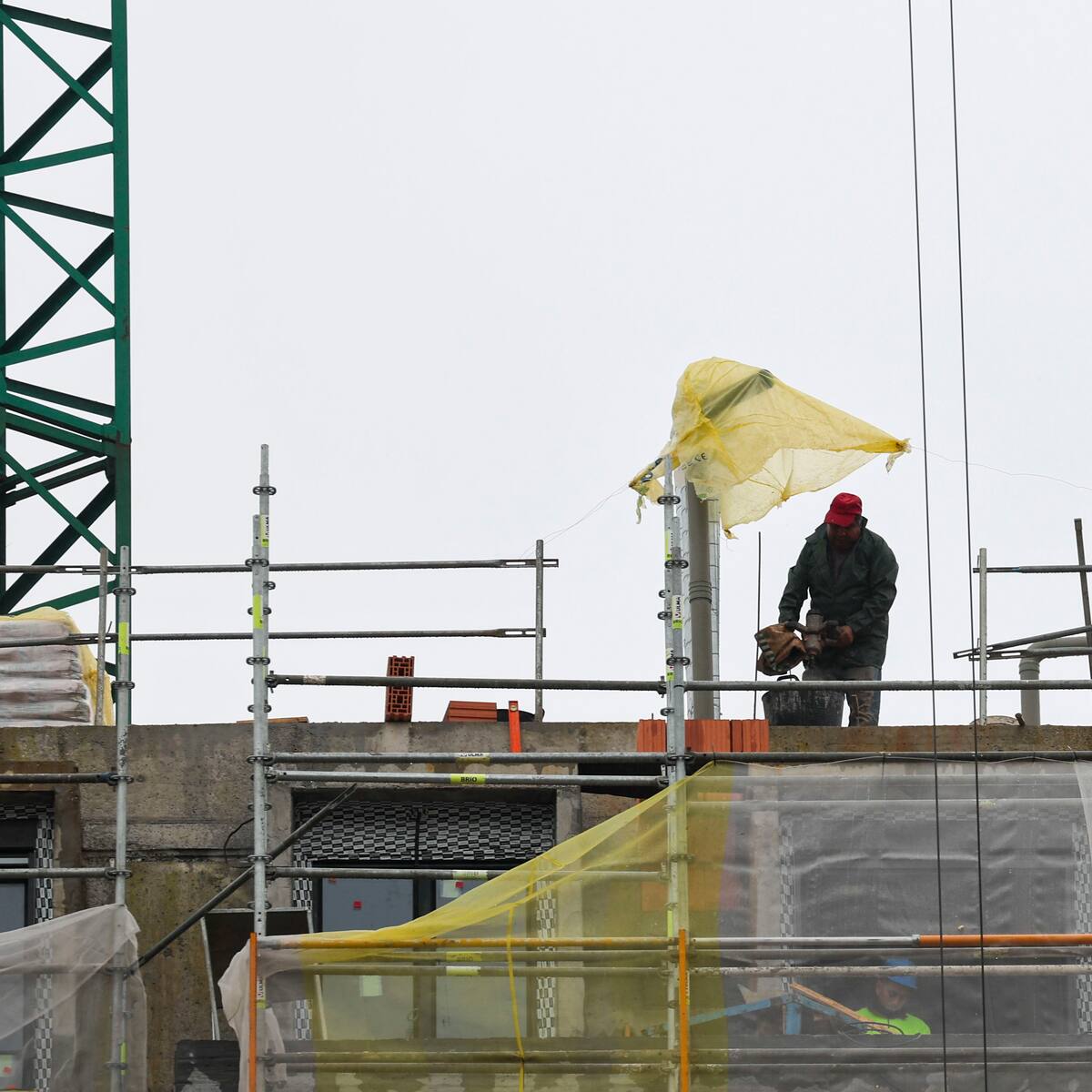 "¿Estamos en una sociedad enferma?": el 20% de los trabajadores de la construcción tinerfeña estuvo de baja en 2025