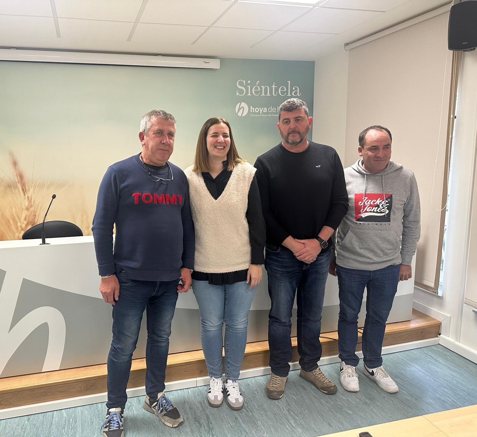 Participantes en la presentación del proyecto del Centro de visitantes de la Alberca de Alboré