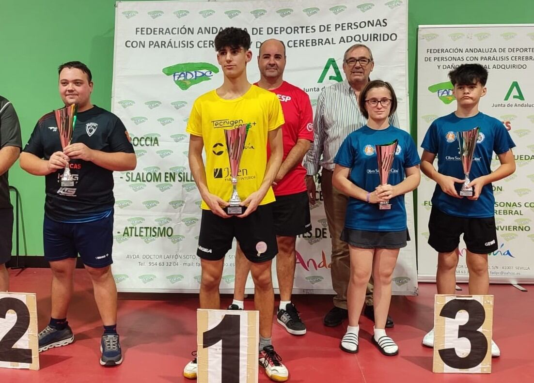 Presencia de deportistas linarenses en el andaluz para personas con discapacidad.