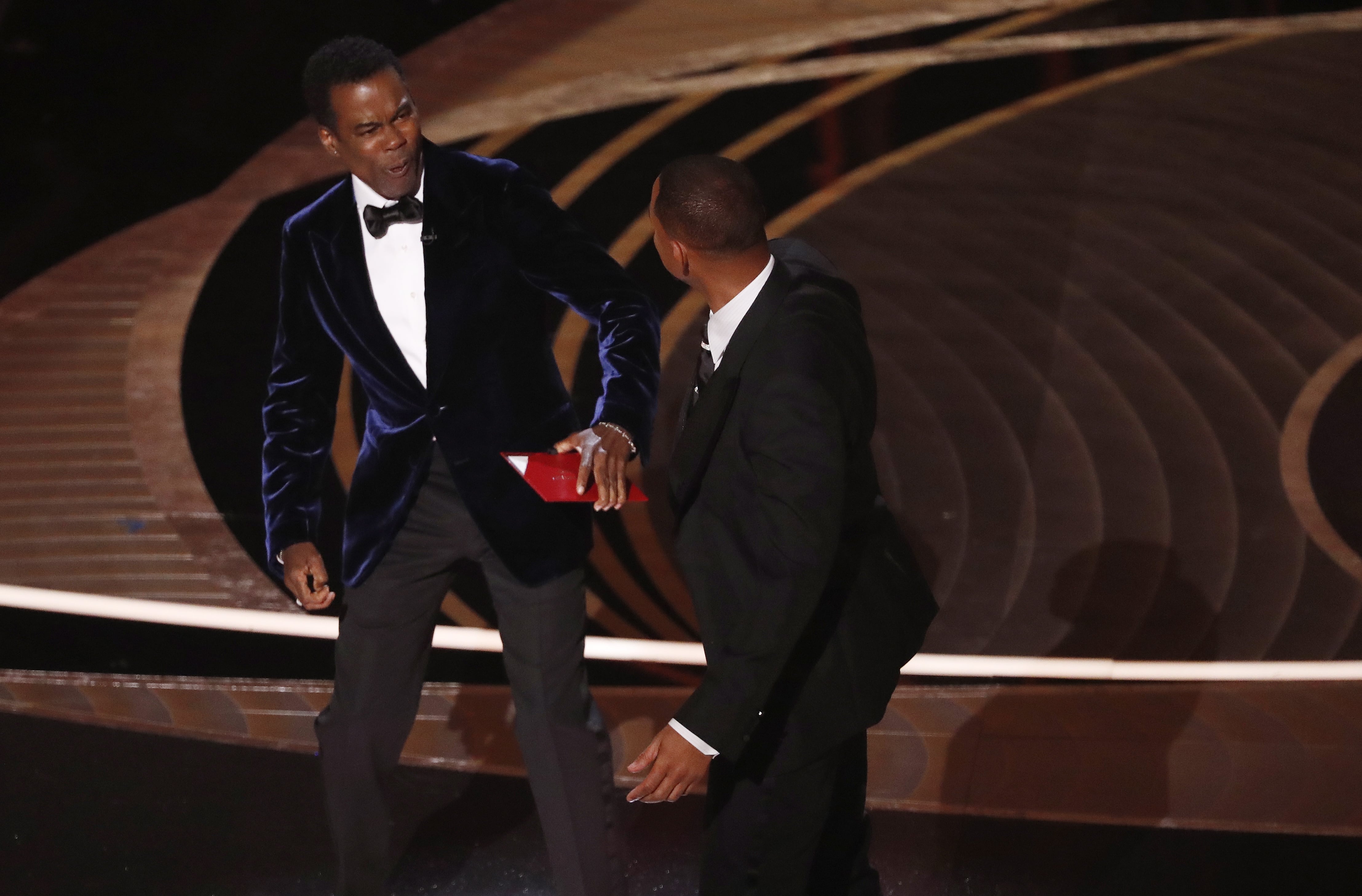 Will Smith abofetea a Chris Rock en los Oscar 2022