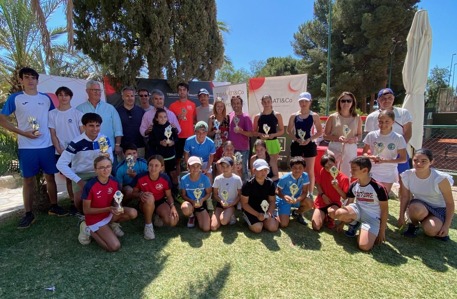 Foto de familia del Torneo de Fiestas de Huércal de Almería.