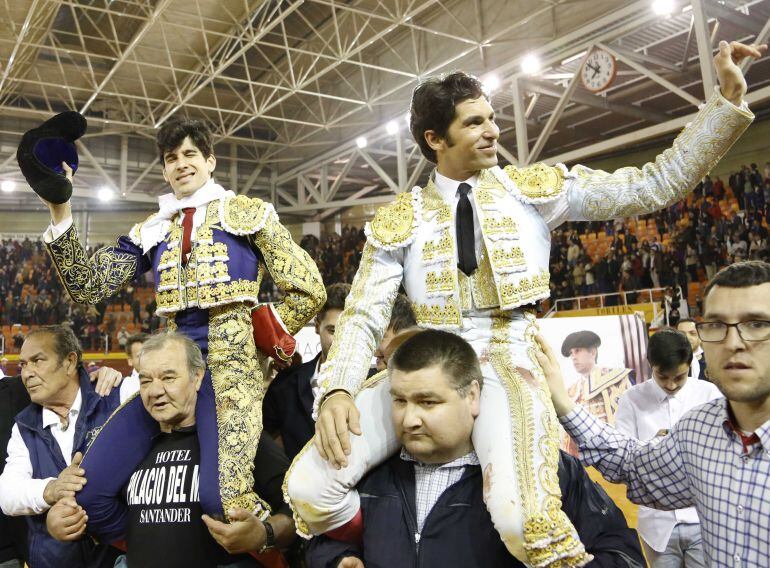 López Simón y Cayetano salieron a hombros de la Plaza de Toros de Illescas.