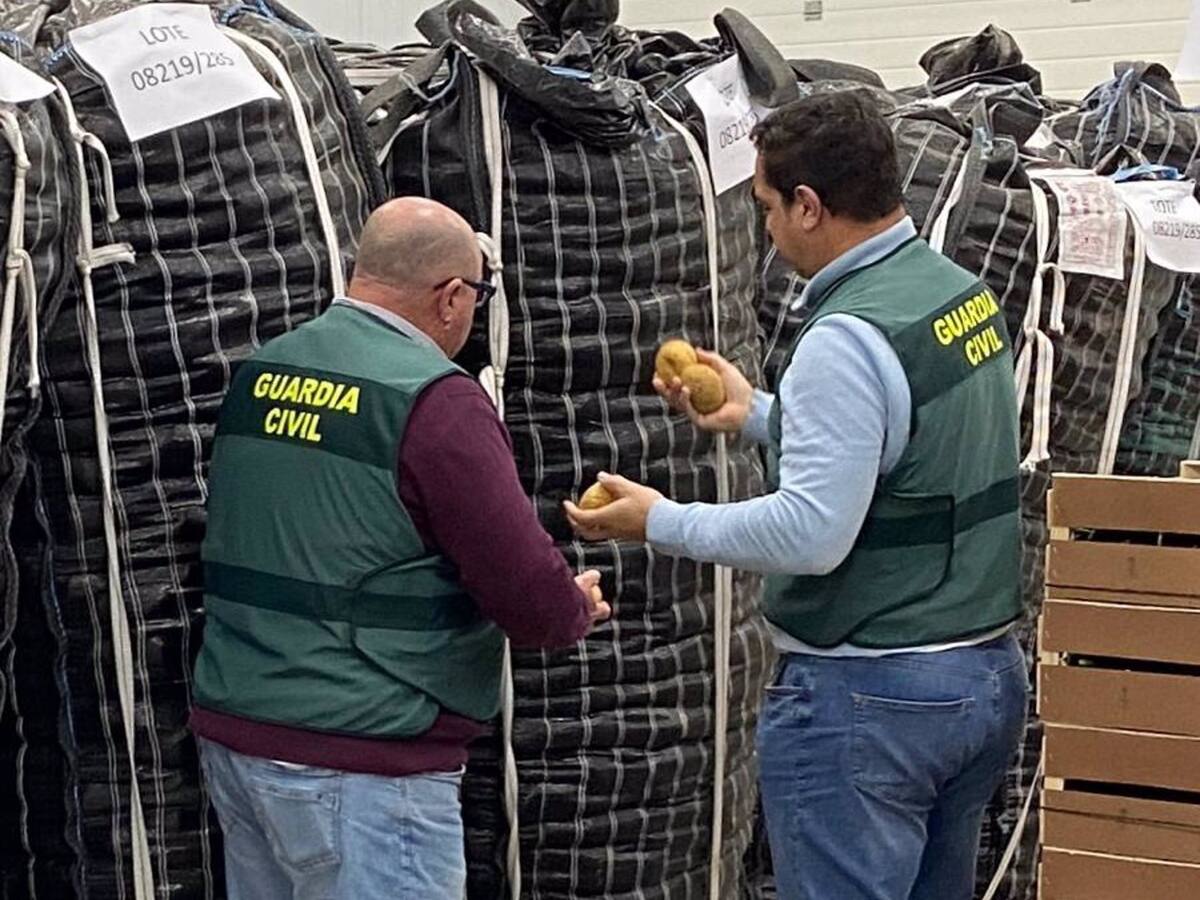 Tres detenidos por vender patatas exportadas desde Egipto con denominación de origen nacional
