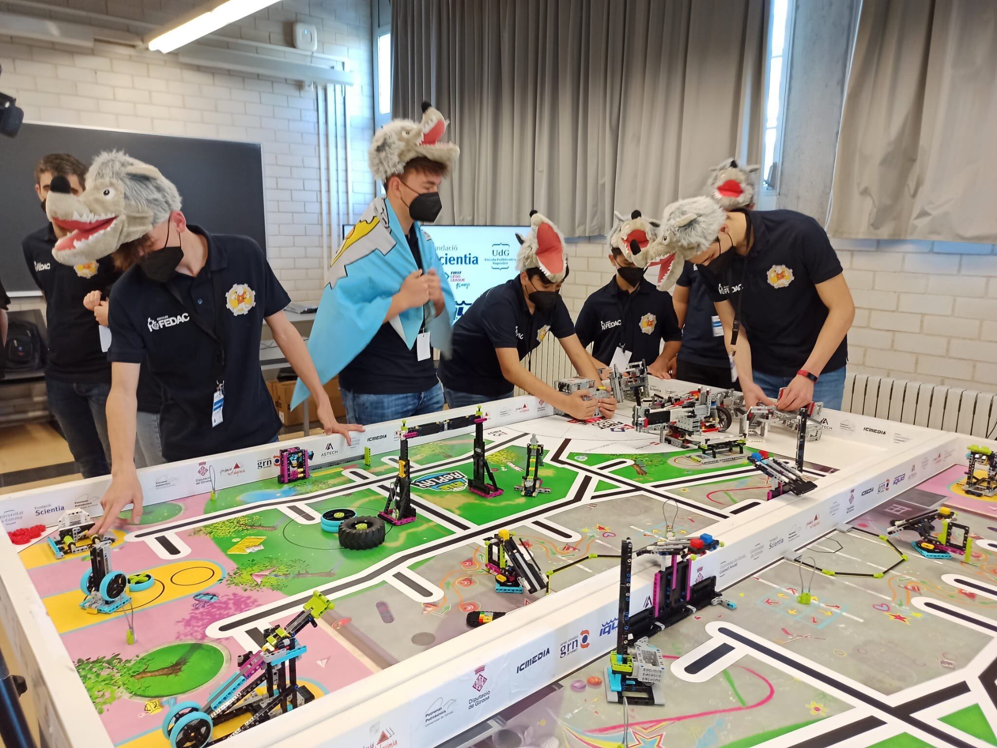 Participants en una edició de la FIRST LEGO League