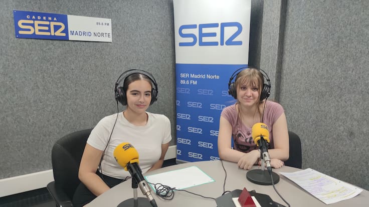 Entrevista a Bárbara García y Gema Oliva, alumnas del Instituto Julián Palacios de San Sebastián de los Reyes, sobre la maratón de donaciones de sangre del Hospital Infanta Sofía