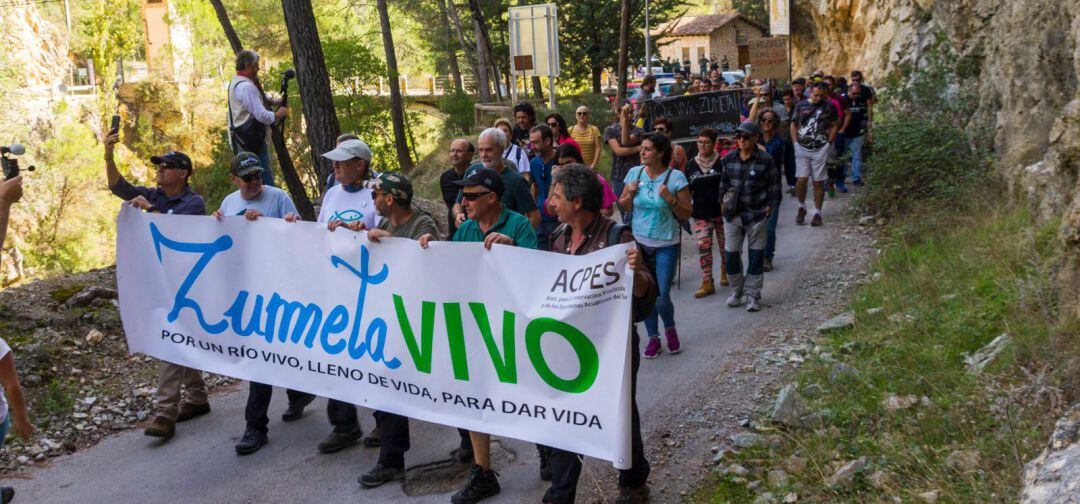 Asistentes a la marcha del pasado domingo.