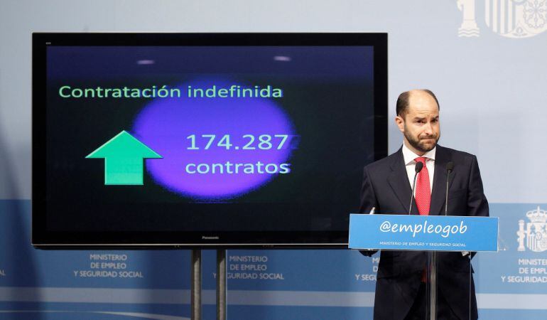 El secretario de Empleo, Pablo Riesgo, durante la rueda de prensa para presentar los datos de paro y afiliación a la Seguridad Social 