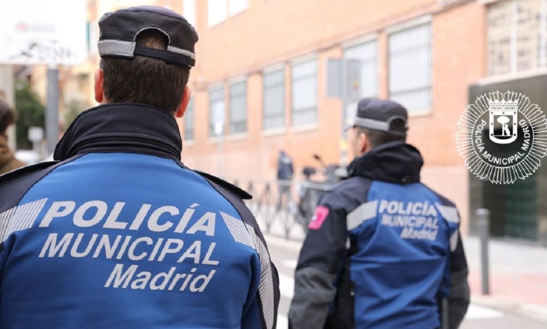 Policía Municipal de Madrid durante un operativo.