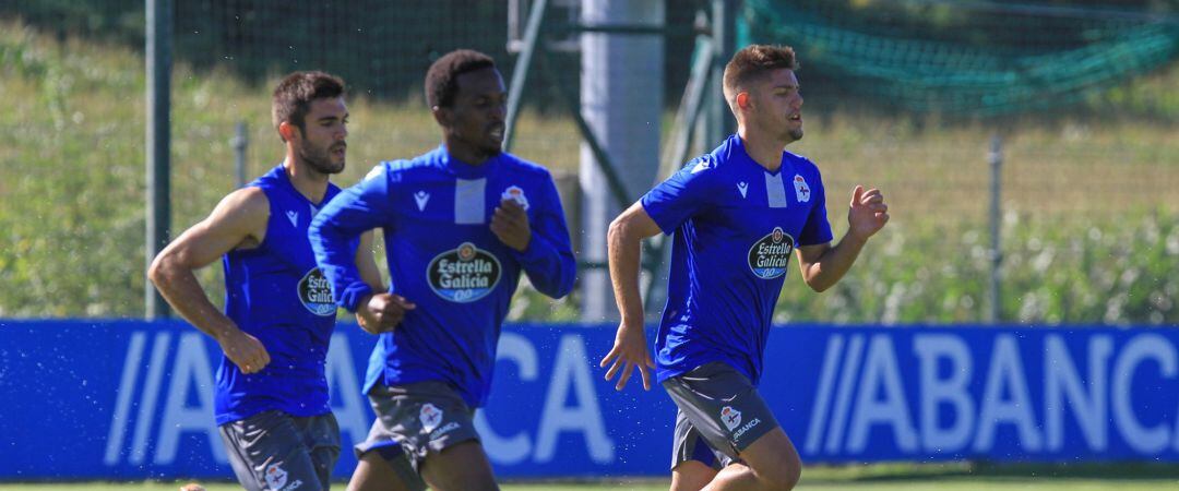 Montero,a la derecha