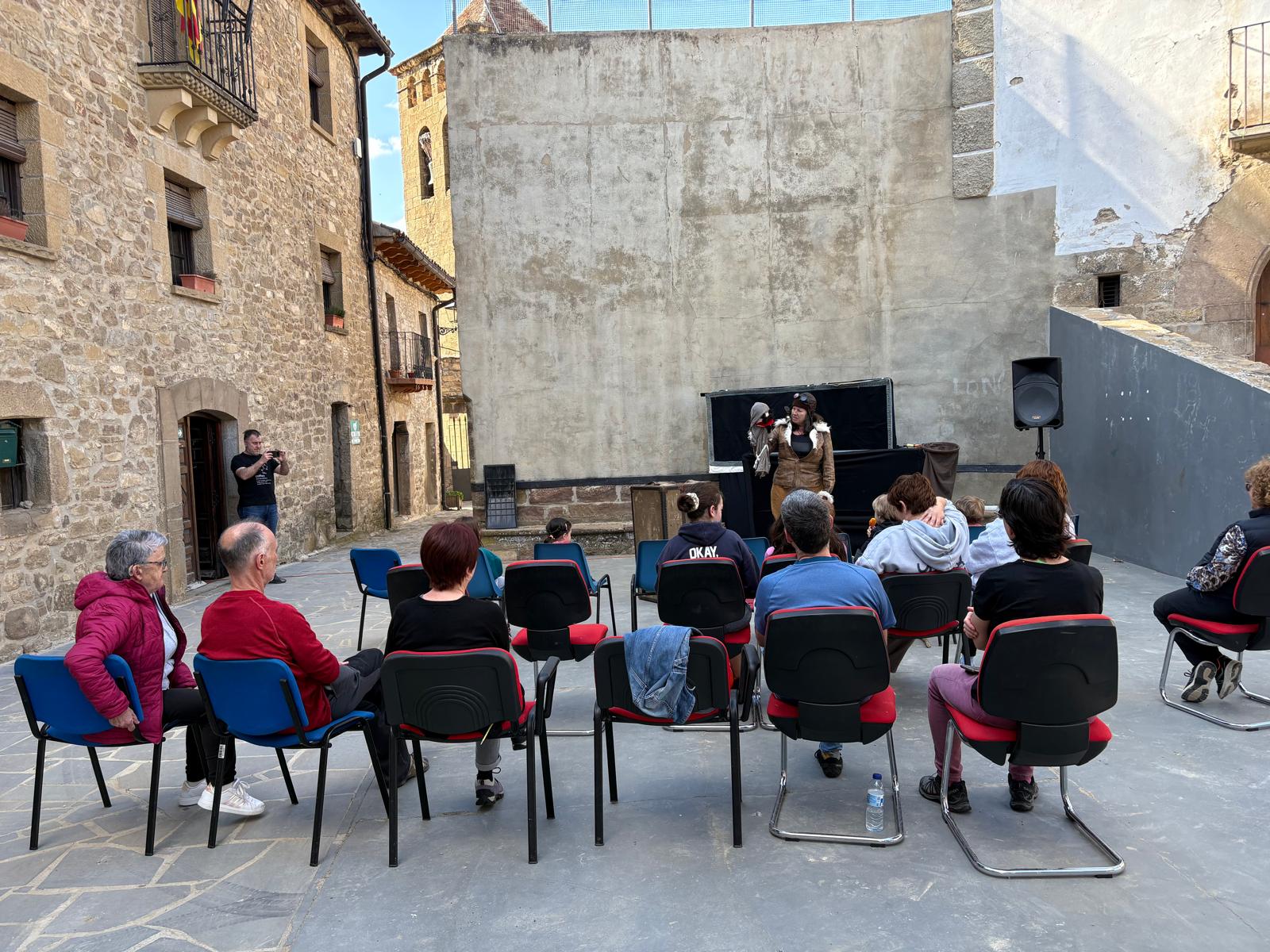 Actuación de 'Borboleta' en Longás