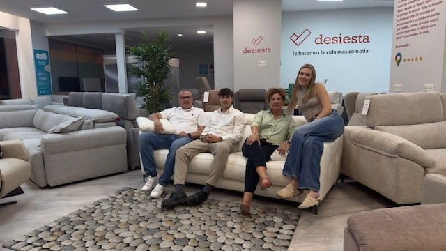 Nueva apertura en la calle Tarragona de Desiesta estos Pilares 2025.