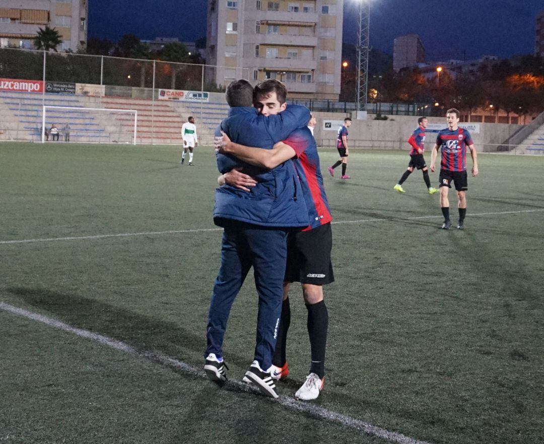 El Eldense apela a la unión del vestuario para lograr la victoria