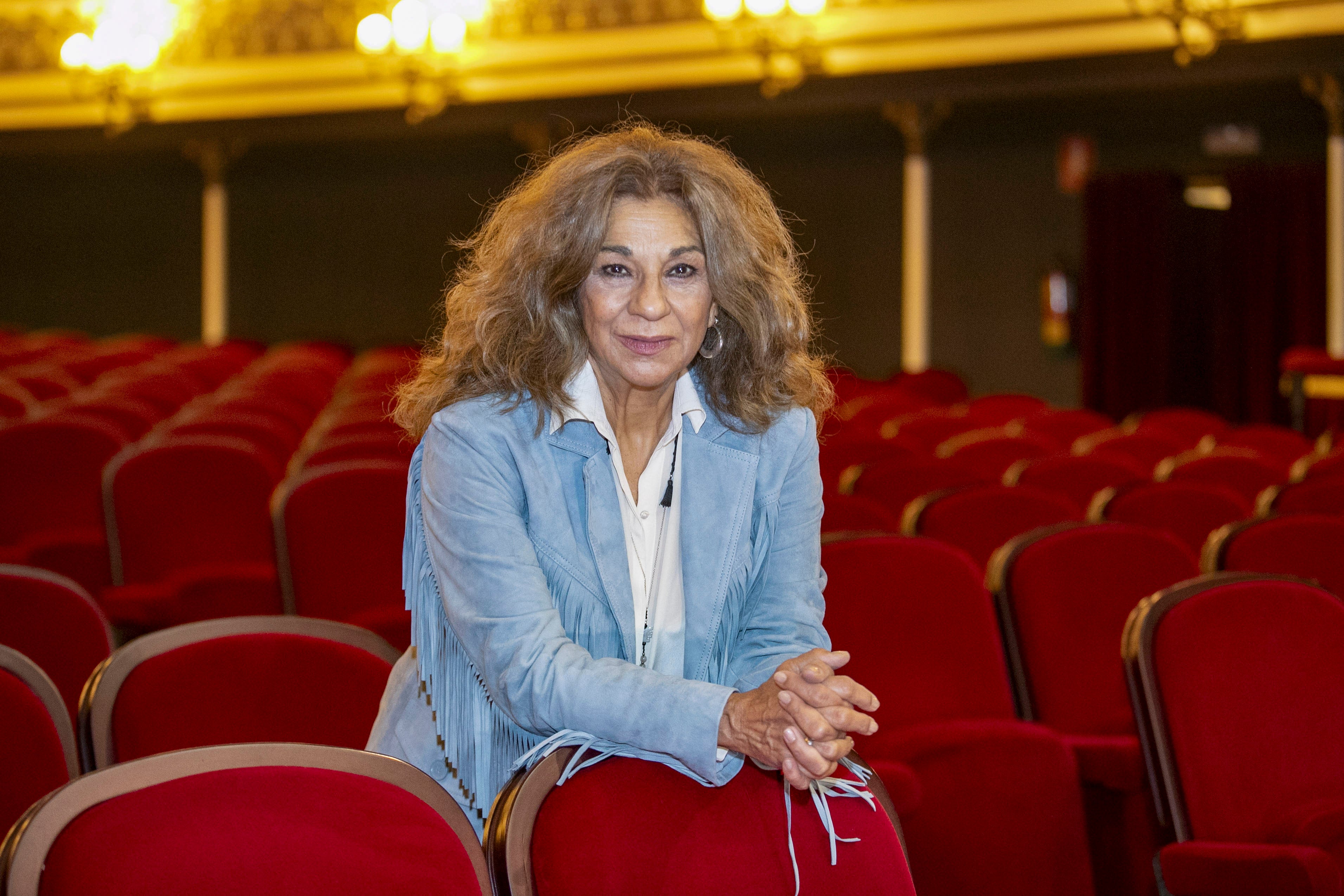 Lolita Flores en el Teatro Principal de Zaragoza. EFE/Javier Cebollada