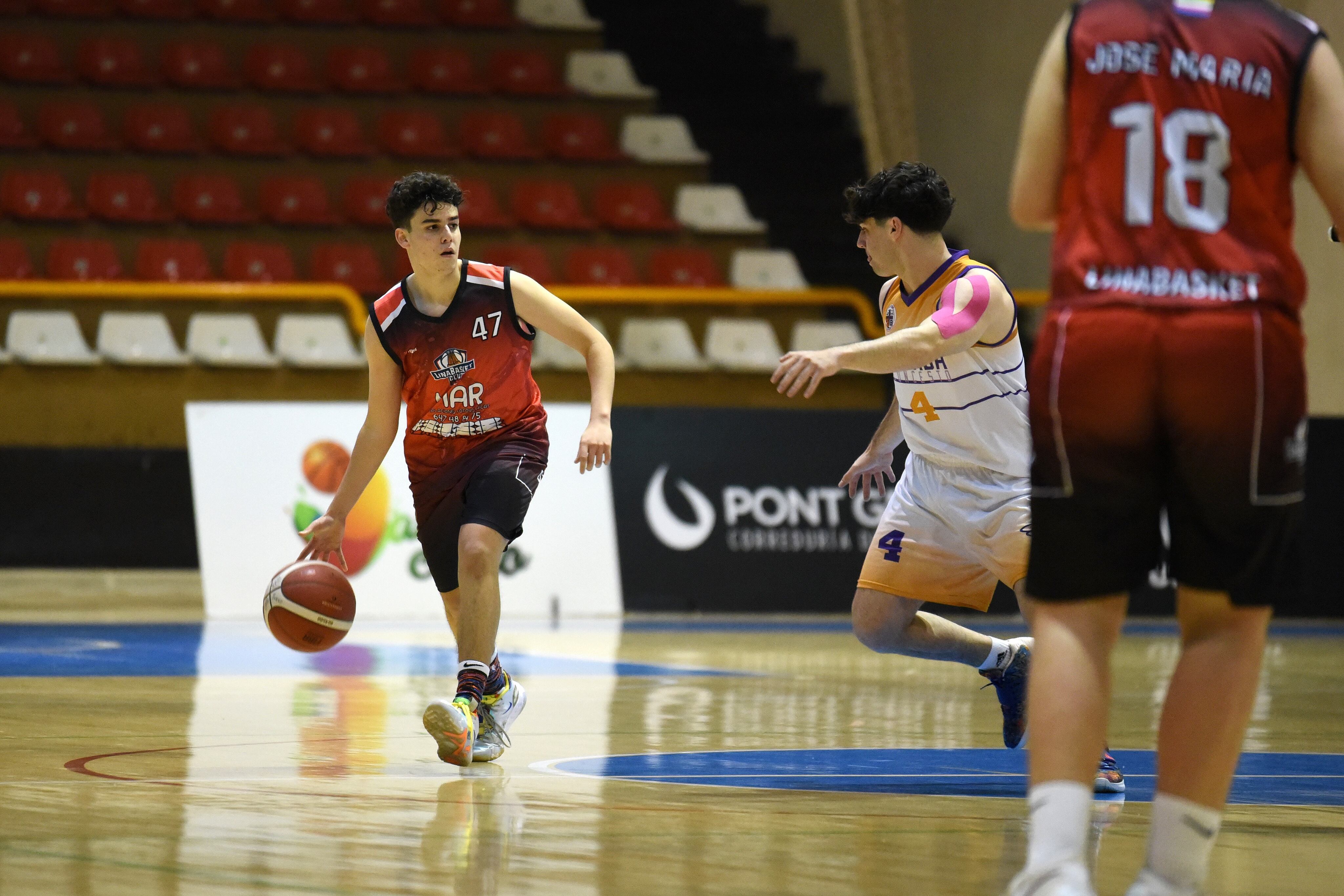 Imagen de un partido disputado por Linabasket durante el CADEBA 2023, en Linares.