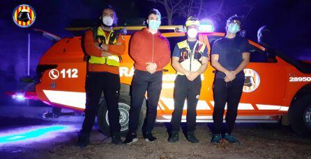 Equipo de rescate de los senderistas en Tavernes