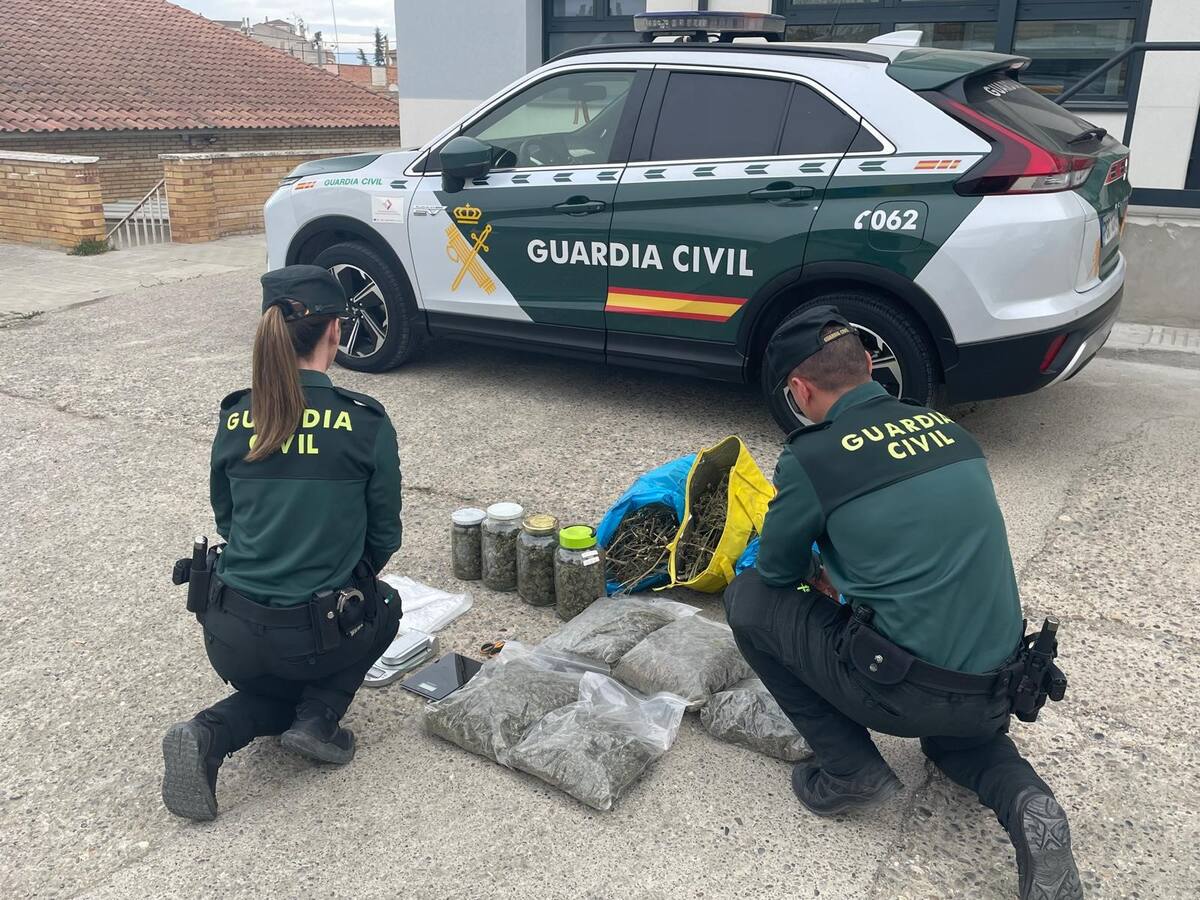 La Guardia Civil investiga a tres personas por tráfico de drogas y desmantela un punto de venta en Binéfar