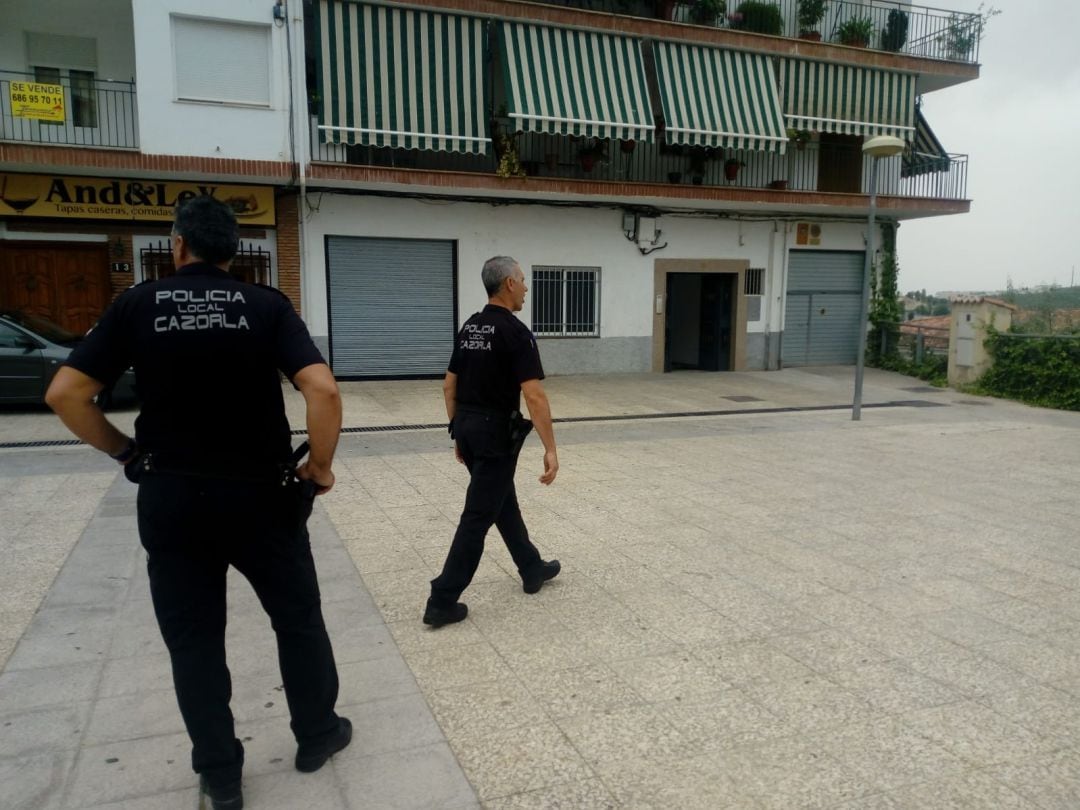 La Polícia de Cazorla ha procedido al desalojo inmediato dle inmueble