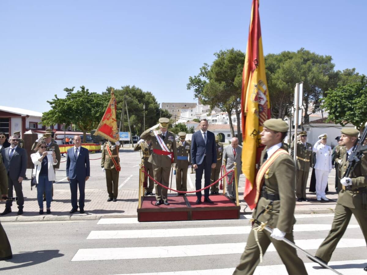 L’Exèrcit commemora els 175 aniversari de la construcció de la Fortalesa d’Isabel II
