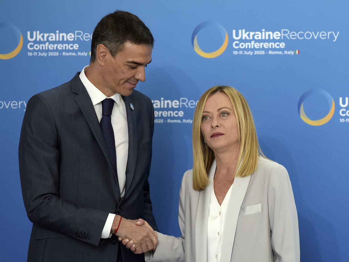 España choca con Italia por organizar junto a Alemania y Bélgica una reunión previa a la cumbre europea