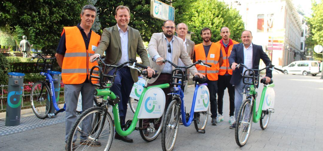 Presentación del nuevo servicio de préstamo de bicicletas