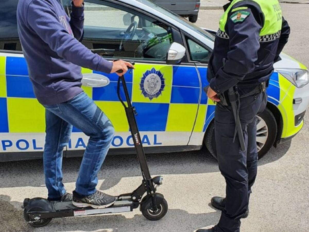 Arranca una campaña para controlar los patinetes eléctricos en Algeciras
