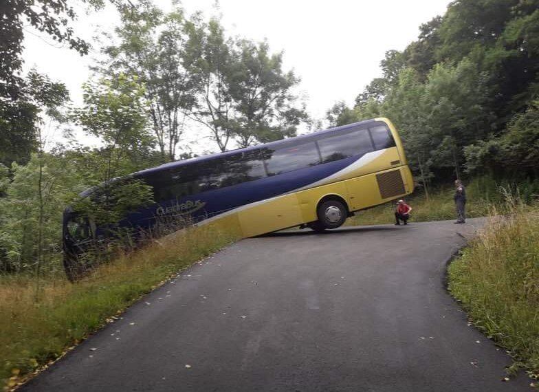 Imagen del accidente del autobús del colegio Toki Alai