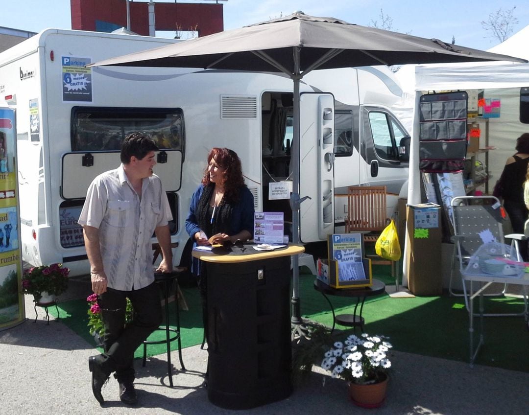 Ofrecen sus caravanas para el descanso de los trabajadores de los hospitales