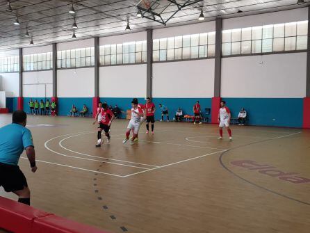 El Nueva Elda sigue arriba