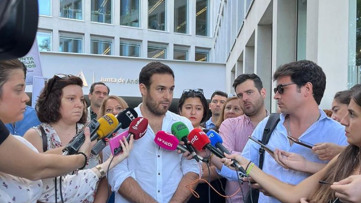 Jóvenes afectados por el retraso del bono alquiler joven en Andalucía: "Esperamos que esto, de una vez, termine"