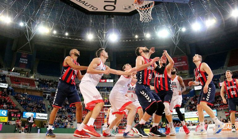 Baskonia ganó a Manresa en el Buesa Arena.