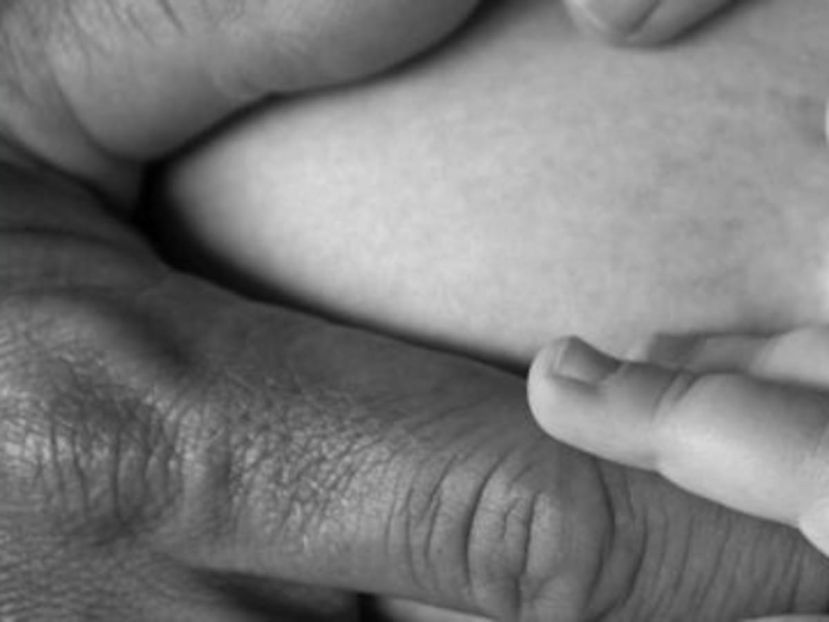 'Per poder donar una atenció humanitzada, contínua, emocional, i durant tot el part, necessitem una llevadora per cada dona'